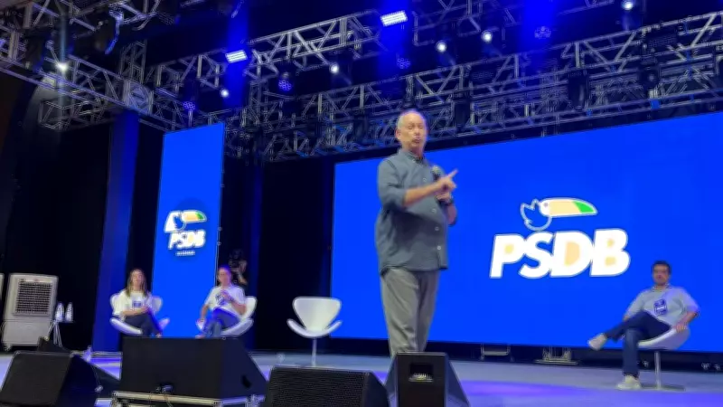 Ciro Gomes decide até maio se será candidato à Presidência ou ao governo do Ceará