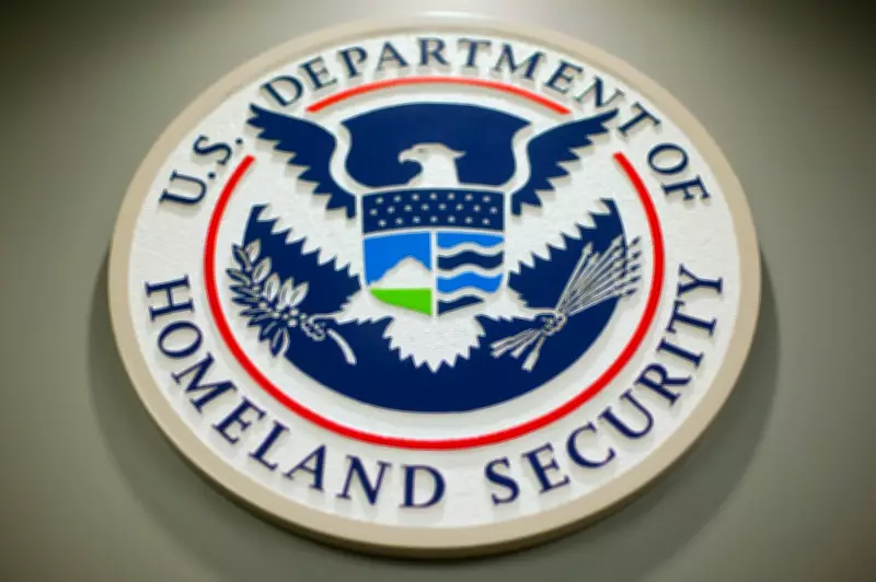 Câmara dos EUA aprova financiamento parcial do DHS sem verbas para imigração