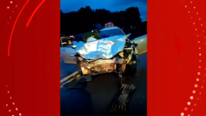 Colisão frontal entre dois carros deixa feridos na BR-156, em Ferreira Gomes