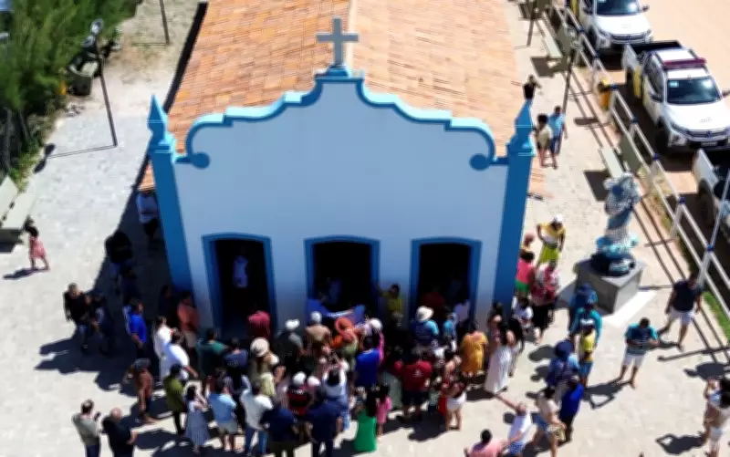 Comunidade abraça igreja de 400 anos em Estância contra decisão de demolição judicial