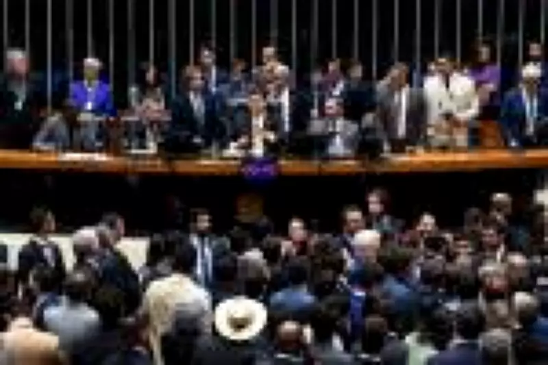 Congresso derruba veto e Flávio Bolsonaro prevê 'fim do governo' Lula