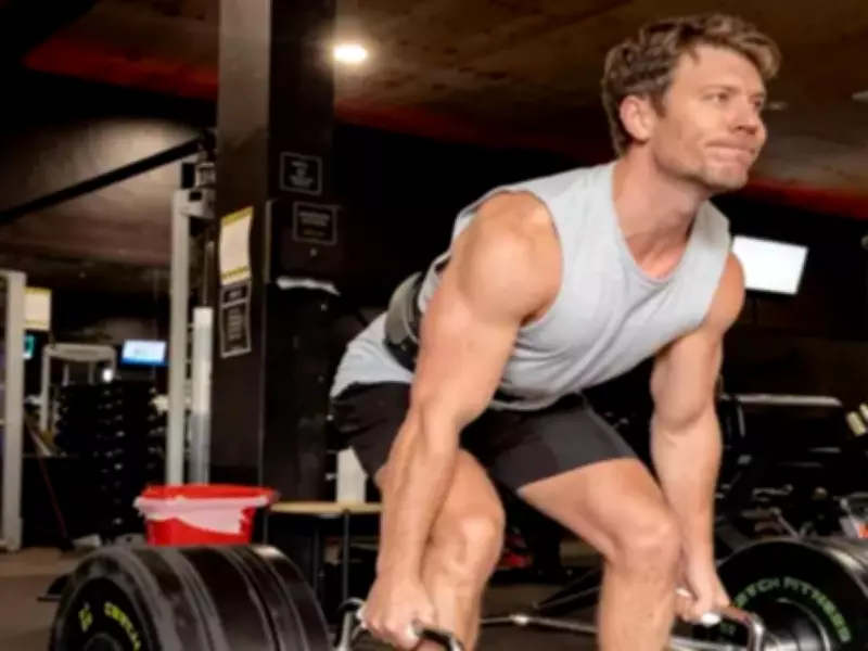 Contrainfluenciadores combatem moda perigosa de 'looksmaxxing' nas redes