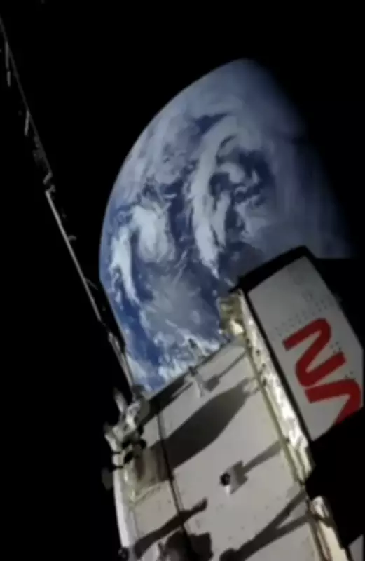 Cápsula Orion da Artemis II inicia fase crítica de retorno à Terra com pouso no Pacífico