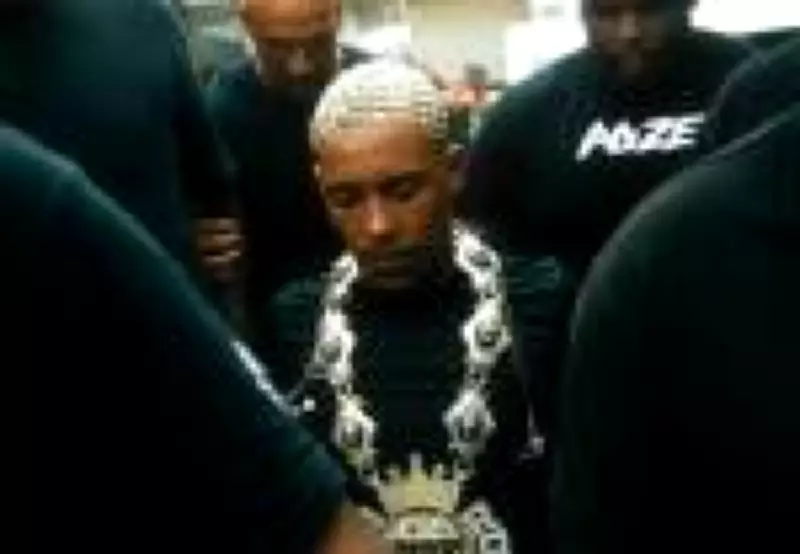 Criminosos que invadiram casa de MC Poze do Rodo conheciam rotina do artista, revela investigação