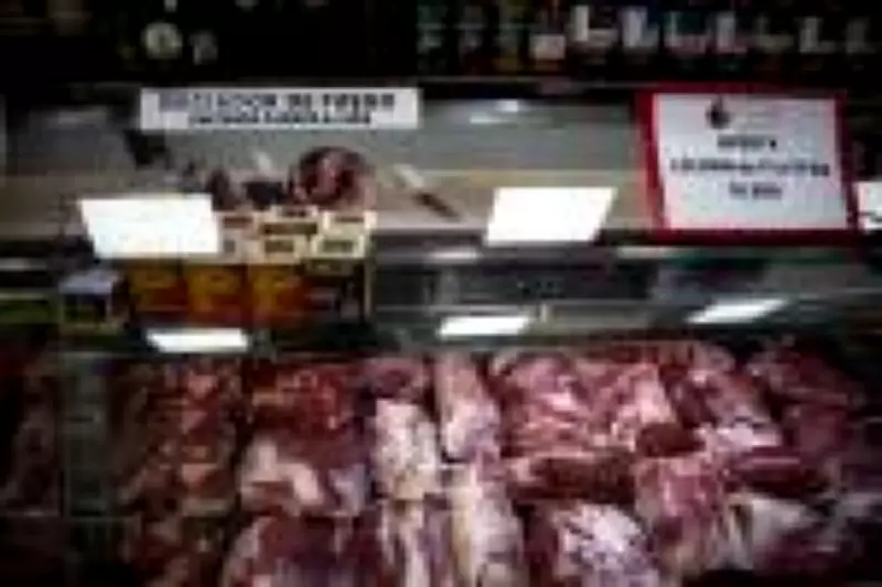 Crise na Argentina: Carne de Burro e Lhama Substituem Bovina com Alta de 55% nos Preços