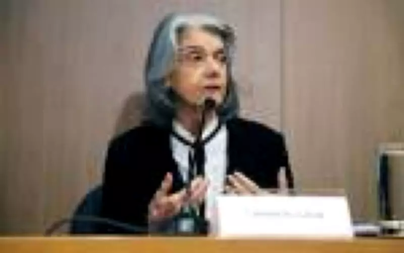 Cármen Lúcia reconhece crise de imagem no STF e defende transparência da Corte