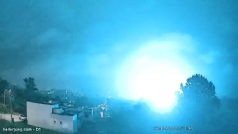 Curtos-circuitos causam explosões e apagão em Taquara, assustando moradores