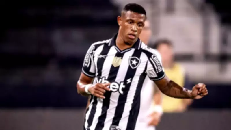 Danilo, do Botafogo, desperta interesse de clubes estrangeiros e pode ir à Copa