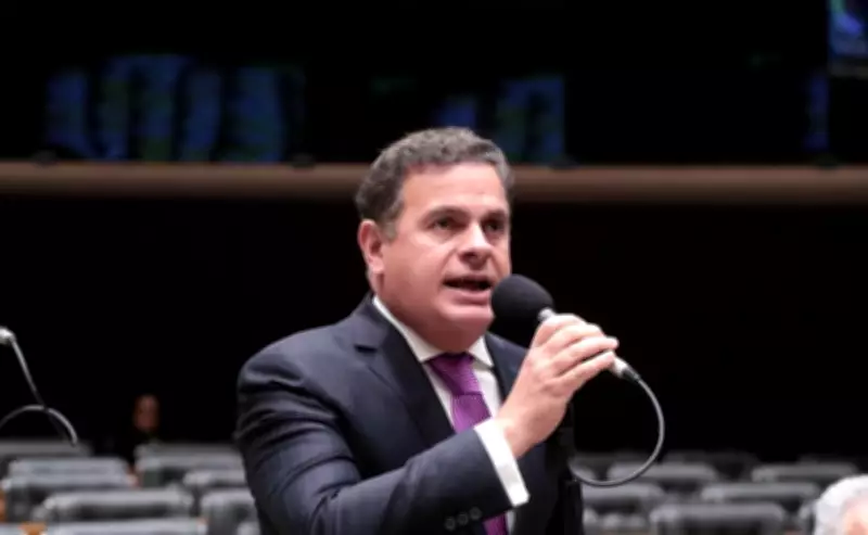 Deputado Bacelar fecha acordo com PGR e devolverá R$ 1,4 milhão por funcionárias fantasmas