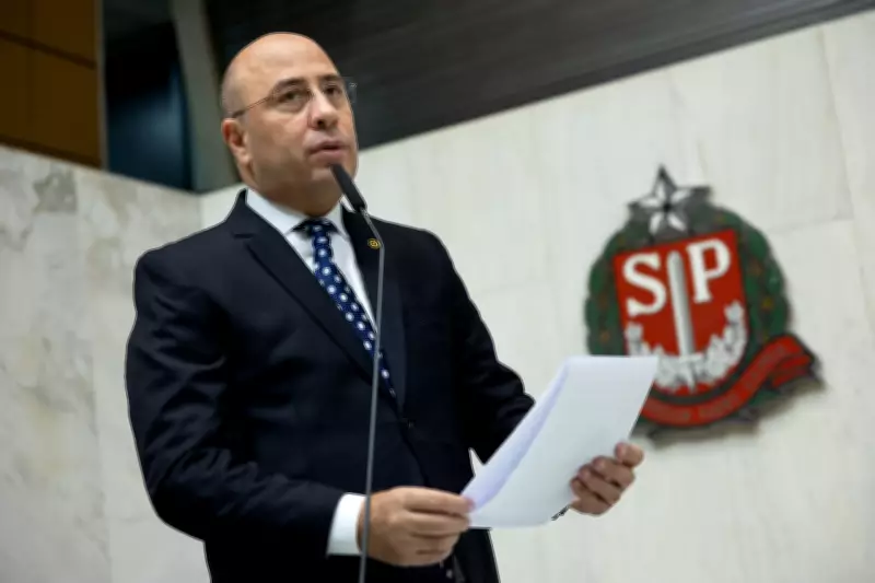 Deputado estadual Oseias de Madureira sofre mal súbito em Poá e é levado a hospital em SP