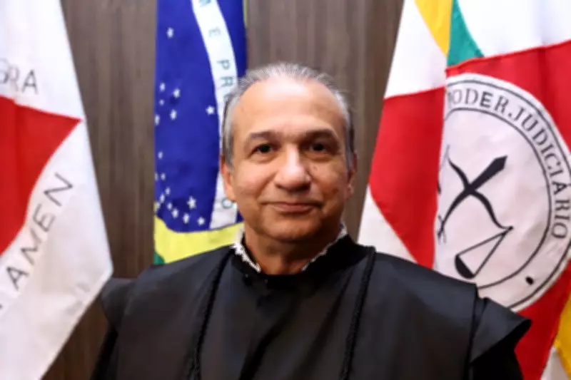 Desembargador afastado por caso de estupro recebe R$ 120 mil em MG, superando teto constitucional