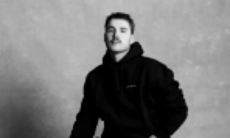 Designer brasileiro Leo Lague leva instalação a igreja histórica em Milão durante Salone del Mobile