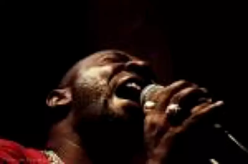 Documentário revela lado cult de Mr. Catra, funkeiro com 32 filhos e poliglota