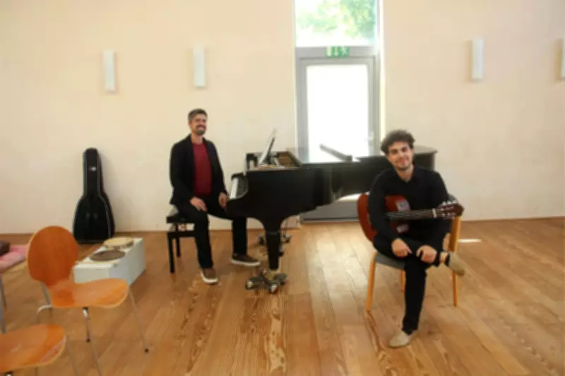 Duo de Bauru leva música brasileira em turnê e masterclasses na Alemanha e Bélgica