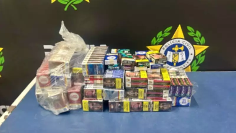 Dupla é presa com 180 maços de cigarro roubados em Angra dos Reis