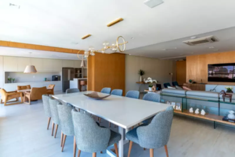 Elegância e Serenidade: Projeto de Jaque Bonjour Revela Segredos da Sofisticação Contemporânea