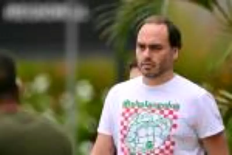 Eleitores de SC rejeitam Carlos Bolsonaro e criticam oportunismo em candidatura