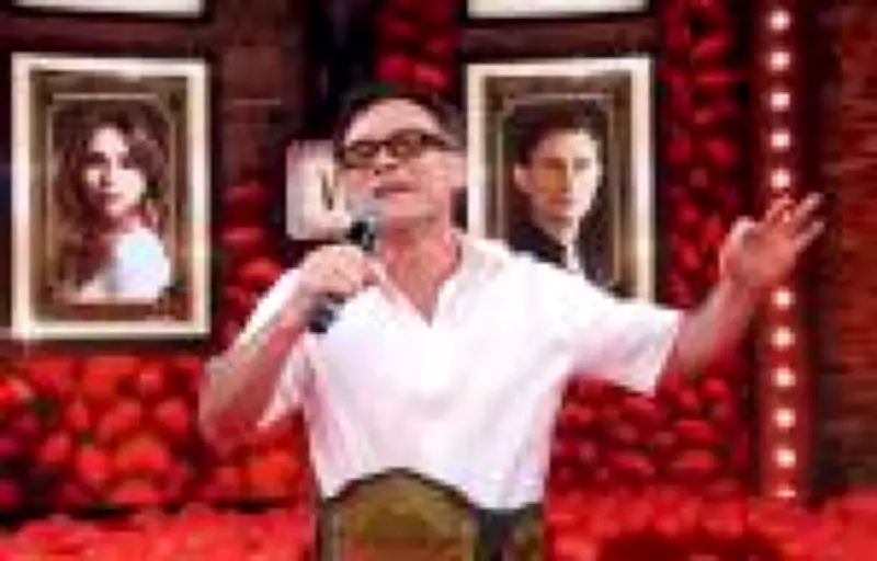 Enrique Diaz alfineta Juliano Cazarré no 'Domingão com Huck' sobre curso masculino