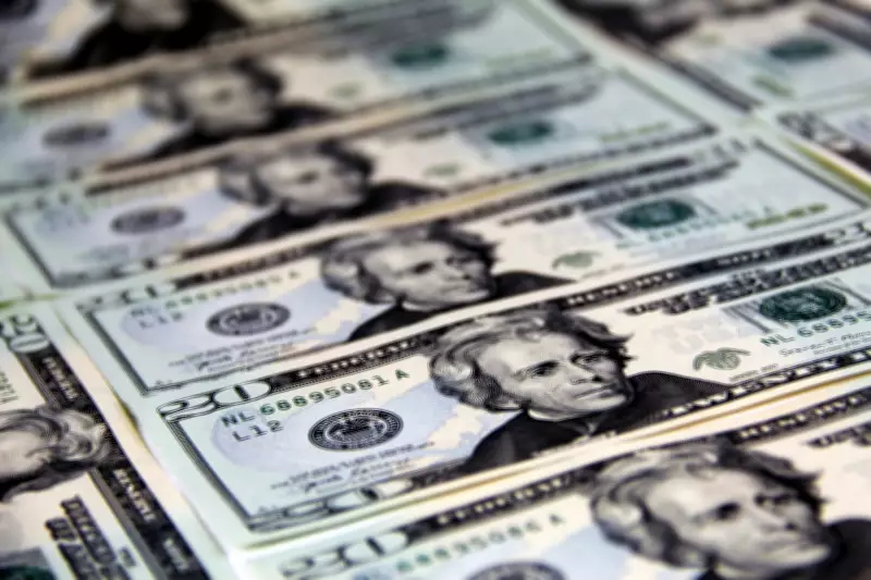 Entenda os fatores que influenciam a alta e a queda do dólar no mercado brasileiro