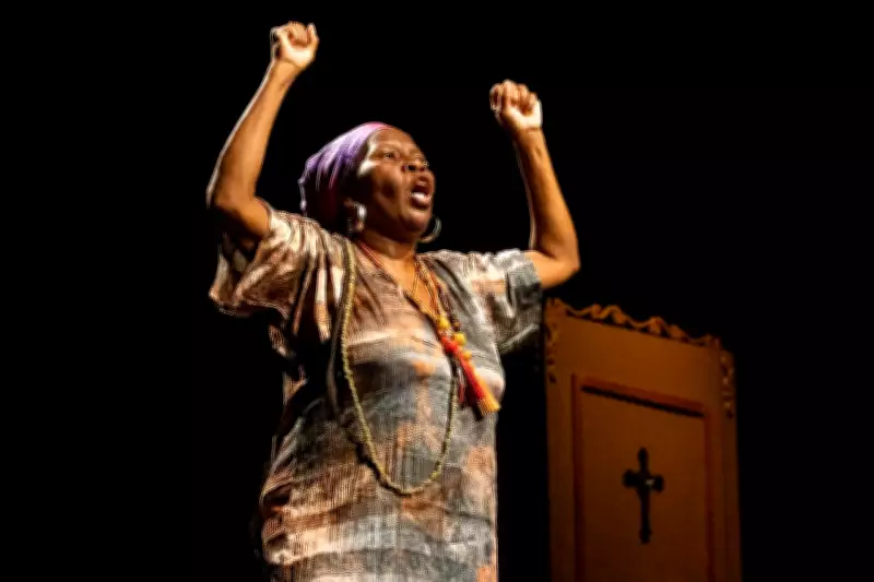 Espetáculo gratuito 'Querida Mamãe' será apresentado em Campos