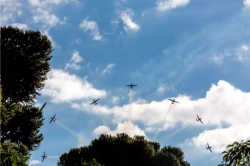 Esquadrilha da Fumaça realiza shows aéreos em Campos do Jordão e Caraguatatuba