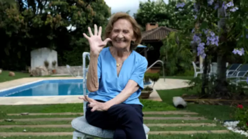 Estrelas do Cinema e TV: Como Eram os Atores Famosos em Sua Juventude?