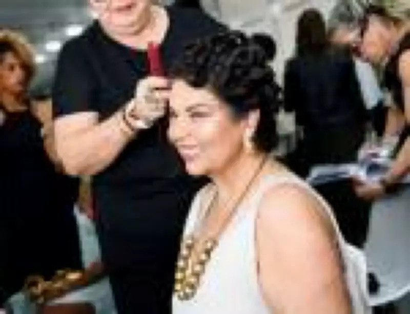 Fabiana Karla volta à Globo e revela perda de 15 kg em nova fase