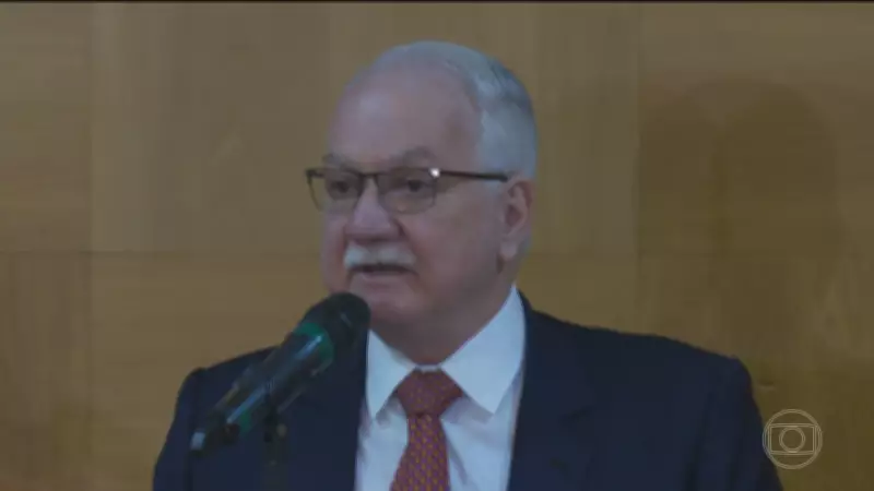 Fachin alerta sobre crise no Judiciário e defende reflexão crítica no STF