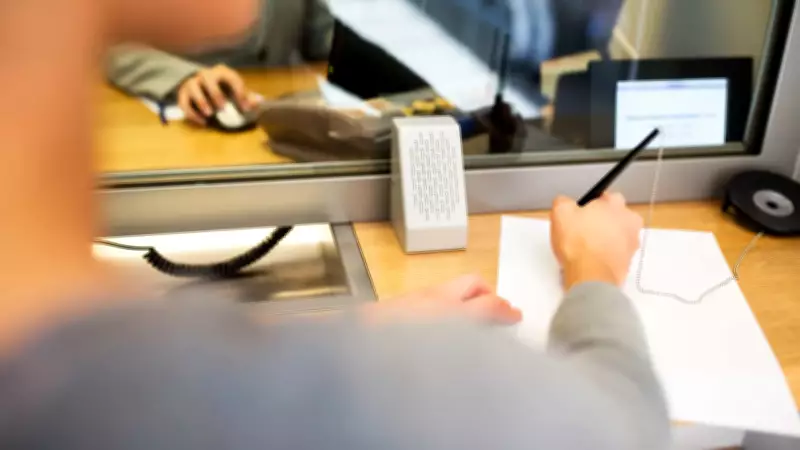 Feriado da Paixão de Cristo fecha agências bancárias; Pix funciona normalmente