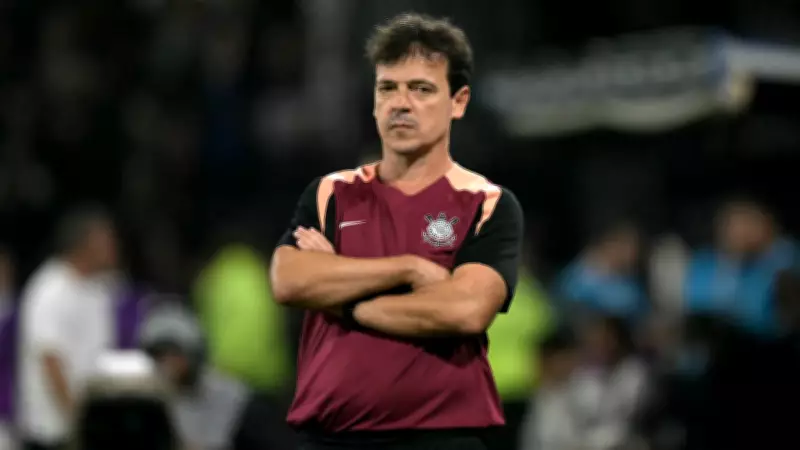 Fernando Diniz assume o Corinthians e promete canalizar a 'loucura' em vitórias
