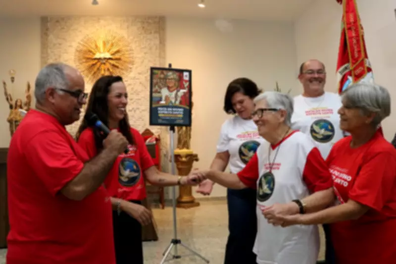Festa do Divino de Mogi das Cruzes homenageia rezadeira de 78 anos no cartaz oficial