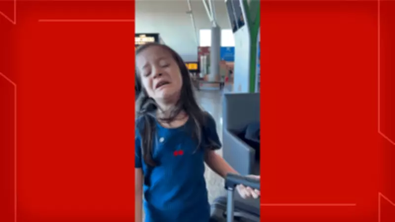 Filha de influenciadora chora ao descobrir que viajará para Disney em vez de Brasília
