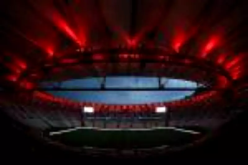 Flamengo e Santos se enfrentam no Maracanã em clássico decisivo do Brasileirão
