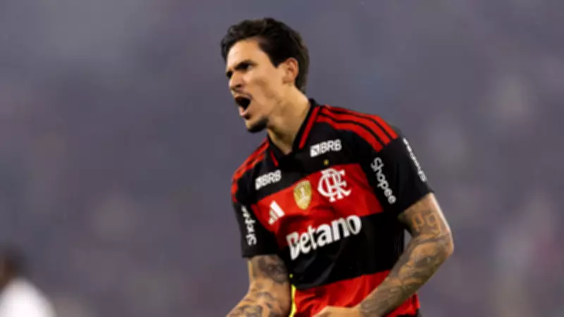 Flamengo goleia Atlético-MG por 4 a 0 em noite de golaço de Plata
