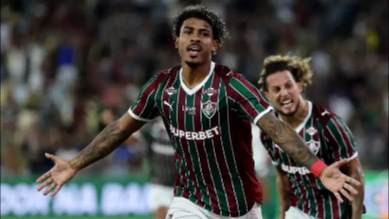 Fluminense vence Chapecoense com gol de John Kennedy e se mantém no G4