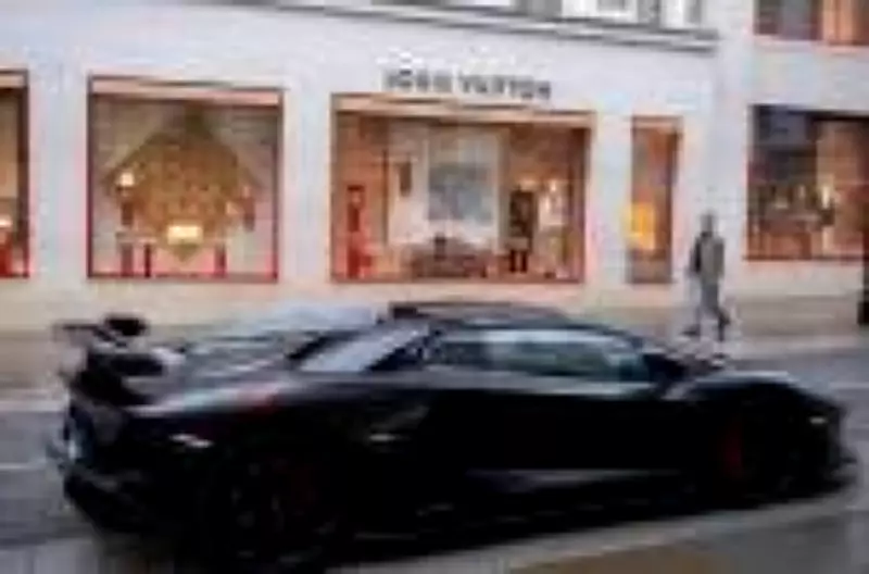 Fortuna oculta dos super-ricos supera riqueza de metade da população mundial