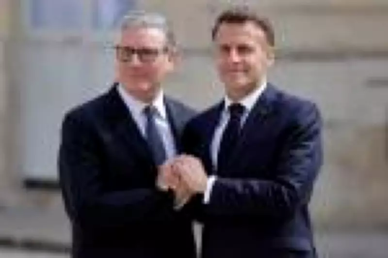 França e Reino Unido lideram cúpula de 40 países para reabertura do Estreito de Ormuz sem os EUA
