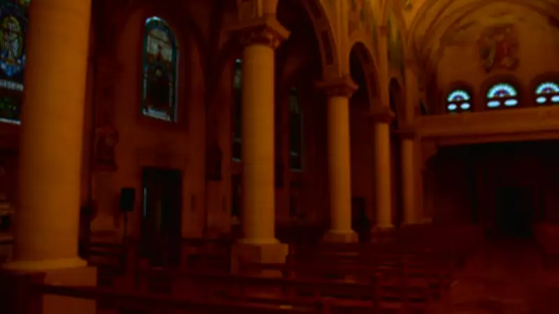 Furto de fios elétricos deixa Catedral de Pelotas com iluminação comprometida