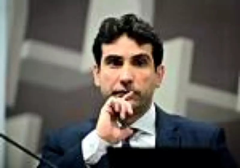 Galípolo defende autonomia do Banco Central e admite necessidade de correção de erros