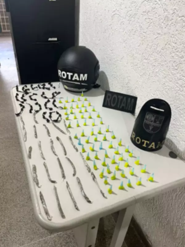 GCM apreende 170 porções de drogas em bueiro clandestino em São Vicente