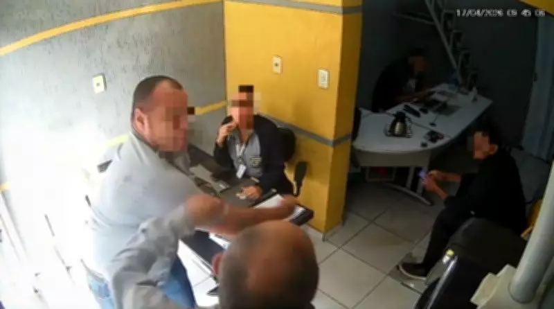 Gerente agride funcionário com socos e chutes dentro de funerária em MG