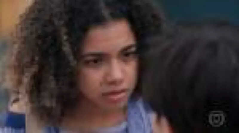 Gerluce readmite Viviane na farmácia: confira o resumo de 'Três Graças' deste sábado