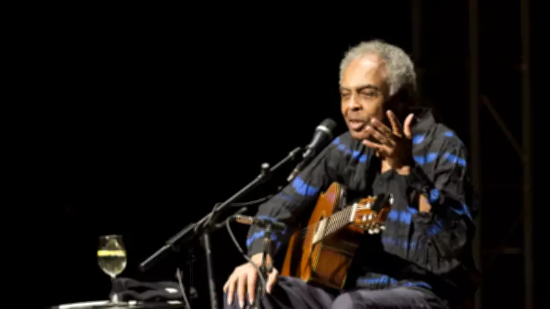 Gilberto Gil se autointitula 'mediano' e 'preguiçoso musicalmente' e choca fãs