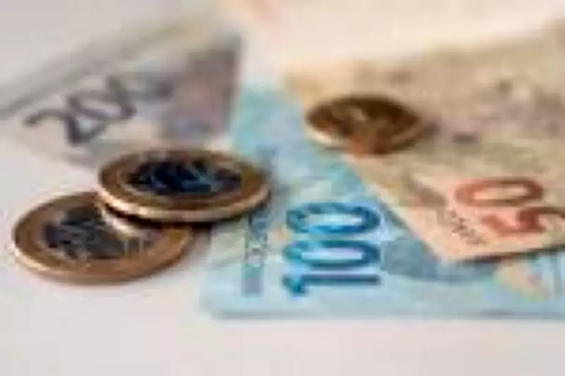 Governo Lula propõe salário mínimo de R$ 1.717 para 2027, com reajuste de 5,92%