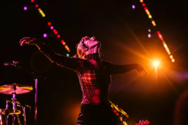 Hayley Williams anuncia primeiro show solo em São Paulo em novembro