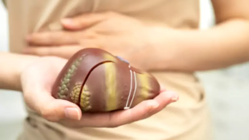 Hepatologista revela dieta mediterrânea como aliada para reduzir gordura no fígado