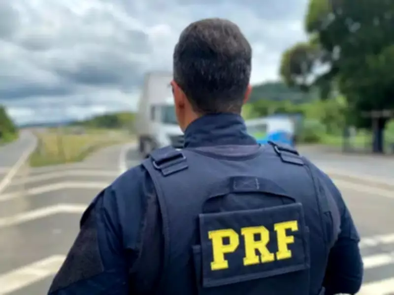 Homem de 49 anos morre atropelado na BR-116 em Barro, Ceará