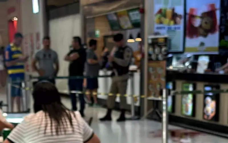 Homem é preso após esfaquear cliente em shopping de Pouso Alegre (MG)