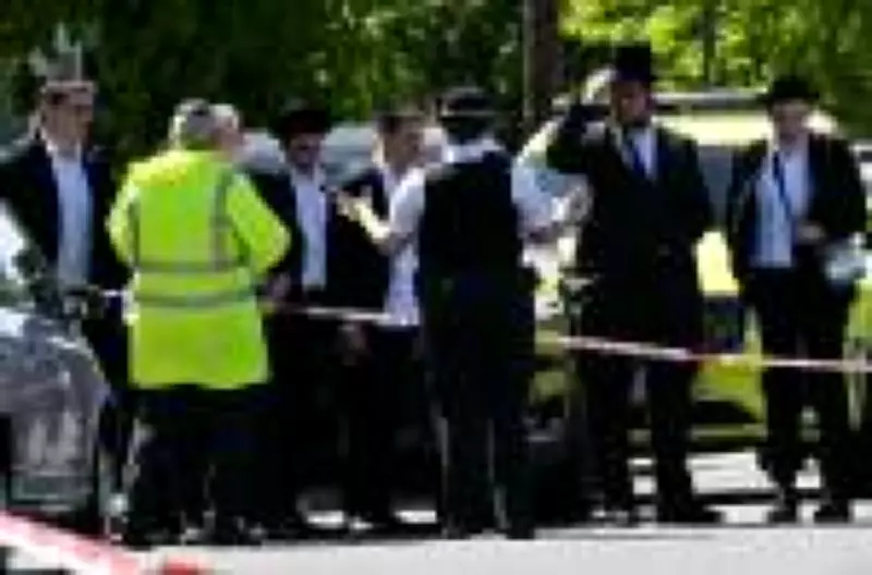 Homem é preso após ferir dois em ataque com faca em bairro judeu de Londres