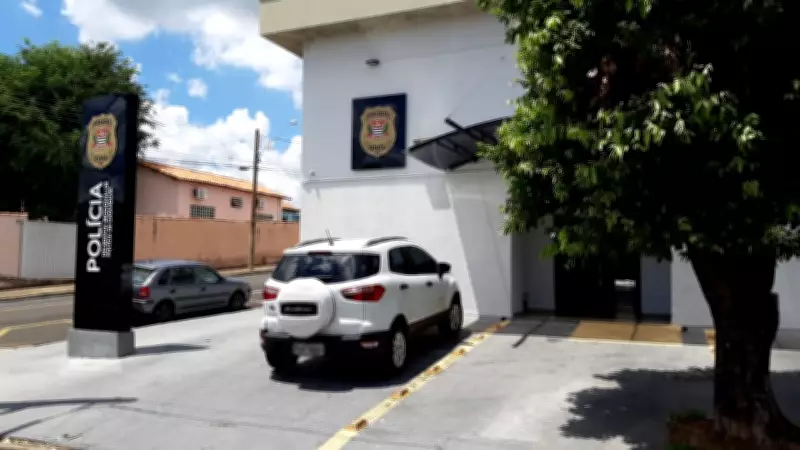 Homem preso com mais de 50 quilos de maconha após fuga da polícia em Catanduva